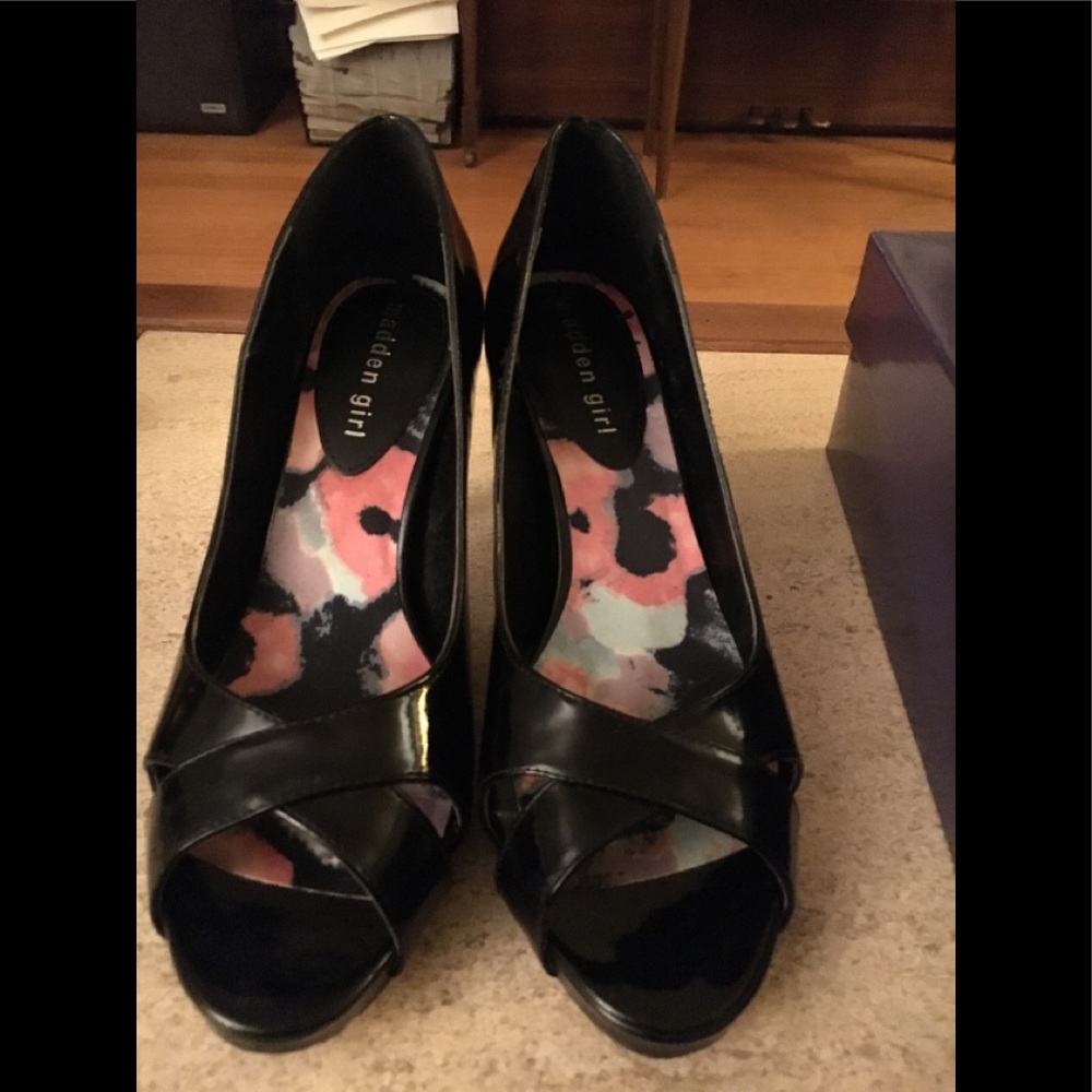 Women black high heels